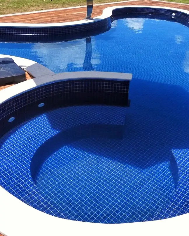 Modelo de piscina 12