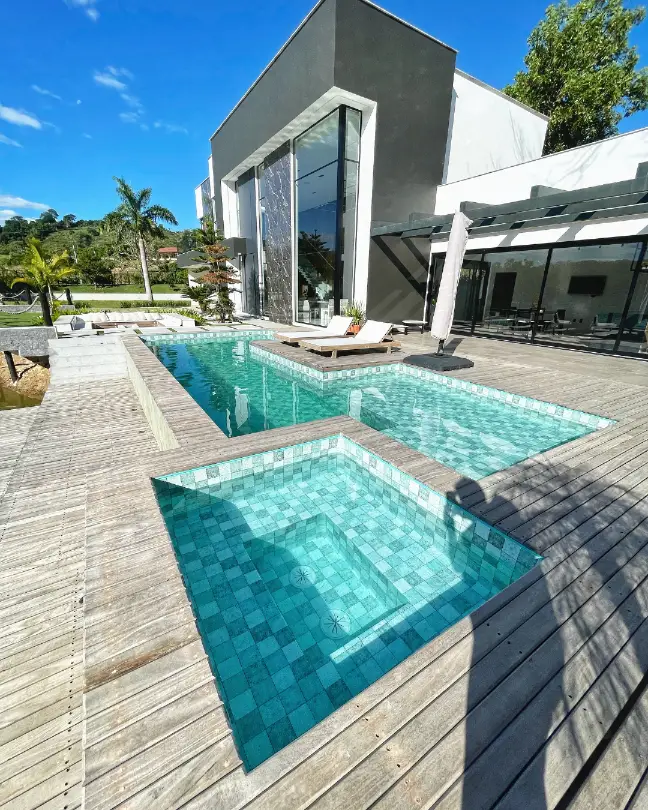 Modelo de piscina 17